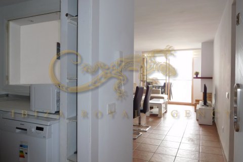Apartment for rent in Ibiza town, Ibiza, Spain 2 bedrooms, 100 sq.m. No. 30885 - photo 2