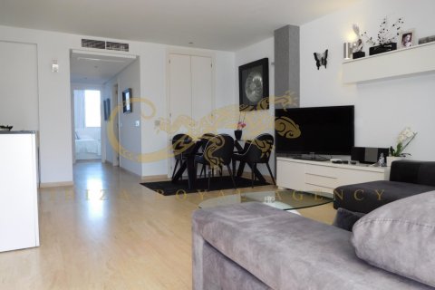 Apartment for rent in Ibiza town, Ibiza, Spain 3 bedrooms, 120 sq.m. No. 30876 - photo 4