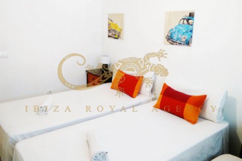 Apartment for sale in Ibiza town, Ibiza, Spain 2 bedrooms, 107 sq.m. No. 30869 - photo 3