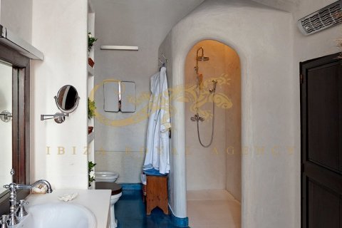 House for sale in Ibiza town, Ibiza, Spain 4 bedrooms, 280 sq.m. No. 30894 - photo 26