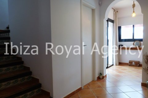 Villa for rent in Cala Tarida, Ibiza, Spain 3 bedrooms,  No. 30871 - photo 11