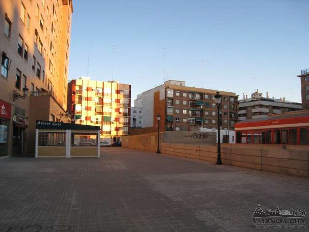 Land plot in Valencia, Spain 524 sq.m. No. 30903