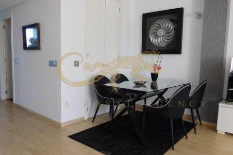 Apartment for rent in Ibiza town, Ibiza, Spain 3 bedrooms, 120 sq.m. No. 30876 - photo 9