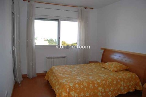 House for sale in Lloret de Mar, Girona, Spain 4 bedrooms, 264 sq.m. No. 31042 - photo 9