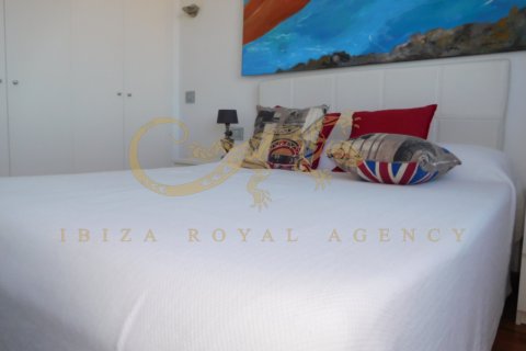 Apartment for rent in Ibiza town, Ibiza, Spain 3 bedrooms, 120 sq.m. No. 30876 - photo 20