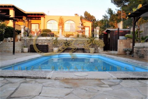 Villa for sale in Jesus, Ibiza, Spain 3 bedrooms, 184 sq.m. No. 30826 - photo 19