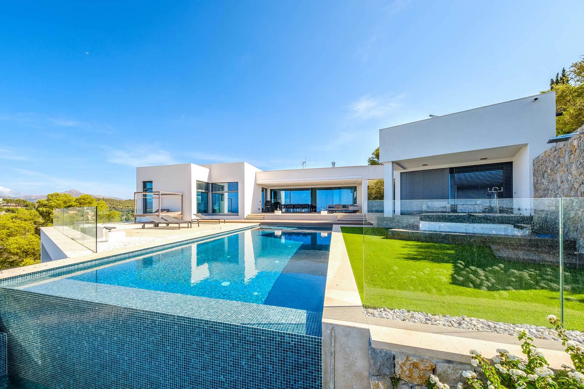 Huvila Santa Ponsa, Mallorca, Espanja 5 makuuhuonetta, 1000 m2 No. 31670