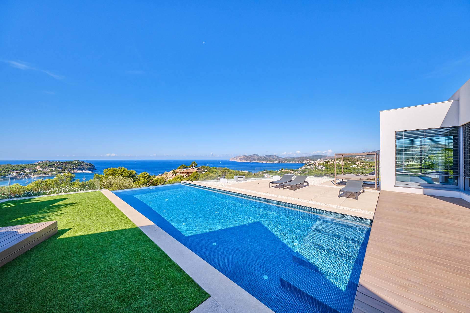 Huvila Santa Ponsa, Mallorca, Espanja 5 makuuhuonetta, 1000 m2 No. 31670