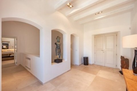 Villa for sale in Andratx, Mallorca, Spain 5 bedrooms, 428 sq.m. No. 31665 - photo 15