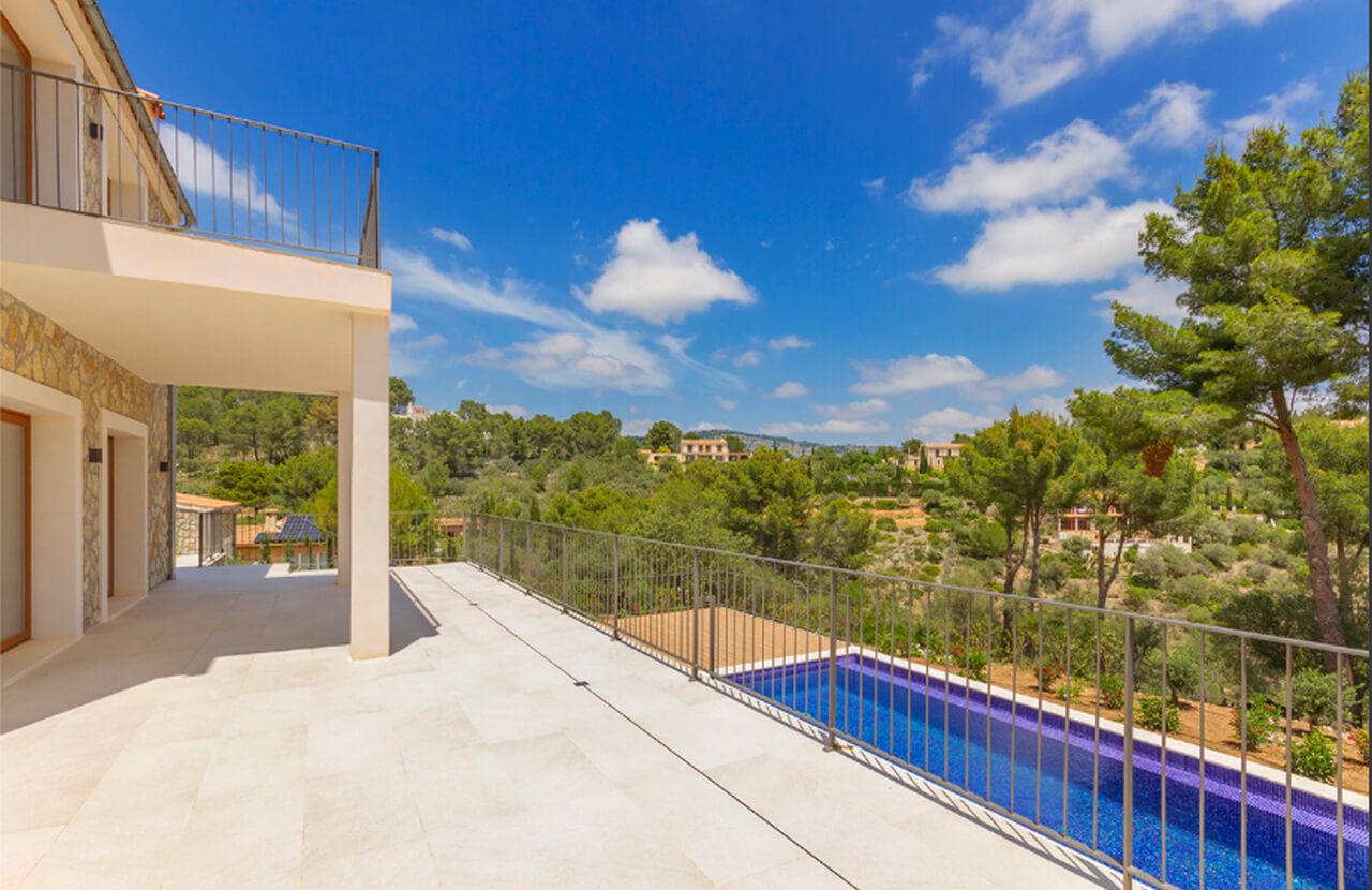 Villa in Calvia, Mallorca, Spain 4 bedrooms, 495 sq.m. No. 31669