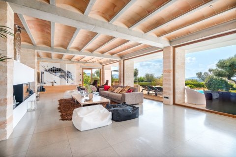 Villa for sale in Felanitx, Mallorca, Spain 4 bedrooms, 460 sq.m. No. 32430 - photo 3