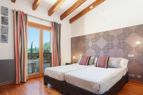 Finca for sale in Pollenca, Mallorca, Spain 4 bedrooms, 410 sq.m. No. 33070 - photo 10