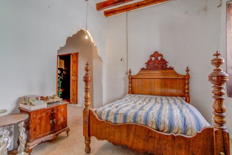 Townhouse for sale Pollenca, Mallorca, Spain 6 bedrooms, 415 sq.m. No. 33510 - photo 4