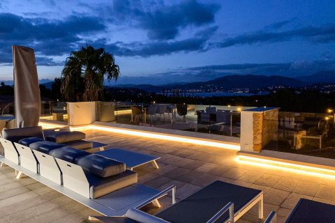 Villa for sale in Nova Santa Ponsa, Mallorca, Spain 4 bedrooms, 520 sq.m. No. 32736 - photo 7