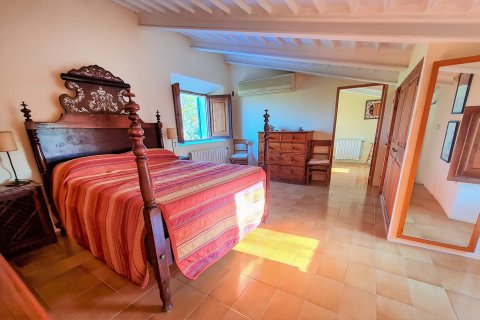 Finca for sale in L'Alqueria Blanca, Mallorca, Spain 3 bedrooms, 316 sq.m. No. 33546 - photo 14