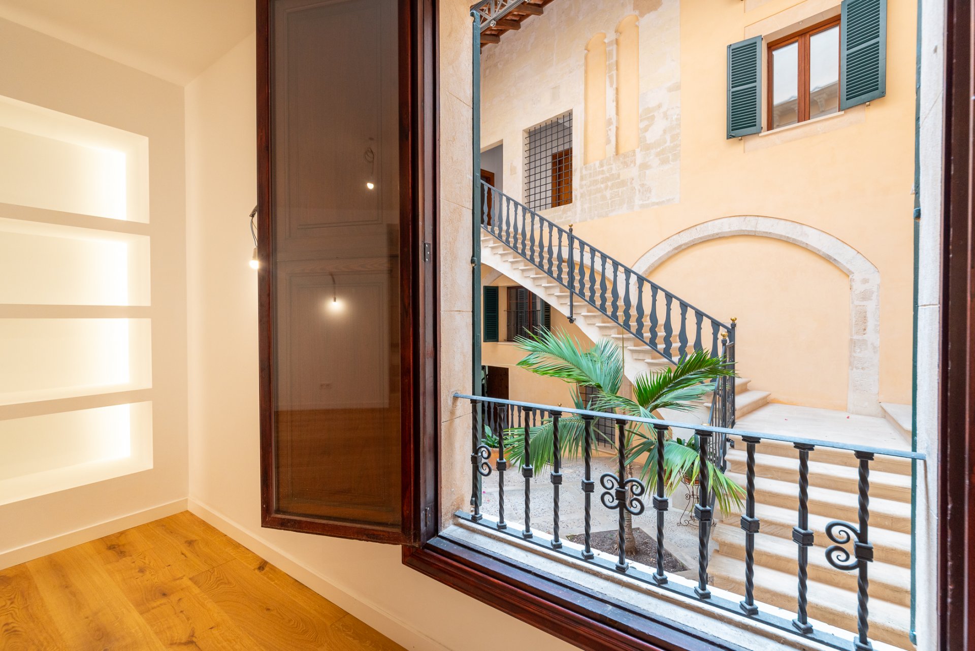 Dzīvoklis Palma de Majorca, Mallorca, Spānijā 2 istabas, 144 m2 Nr. 33439