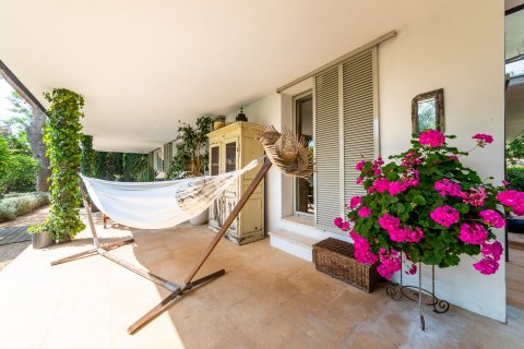 Villa for sale in Sol De Mallorca, Mallorca, Spain 4 bedrooms, 439 sq.m. No. 32613 - photo 27