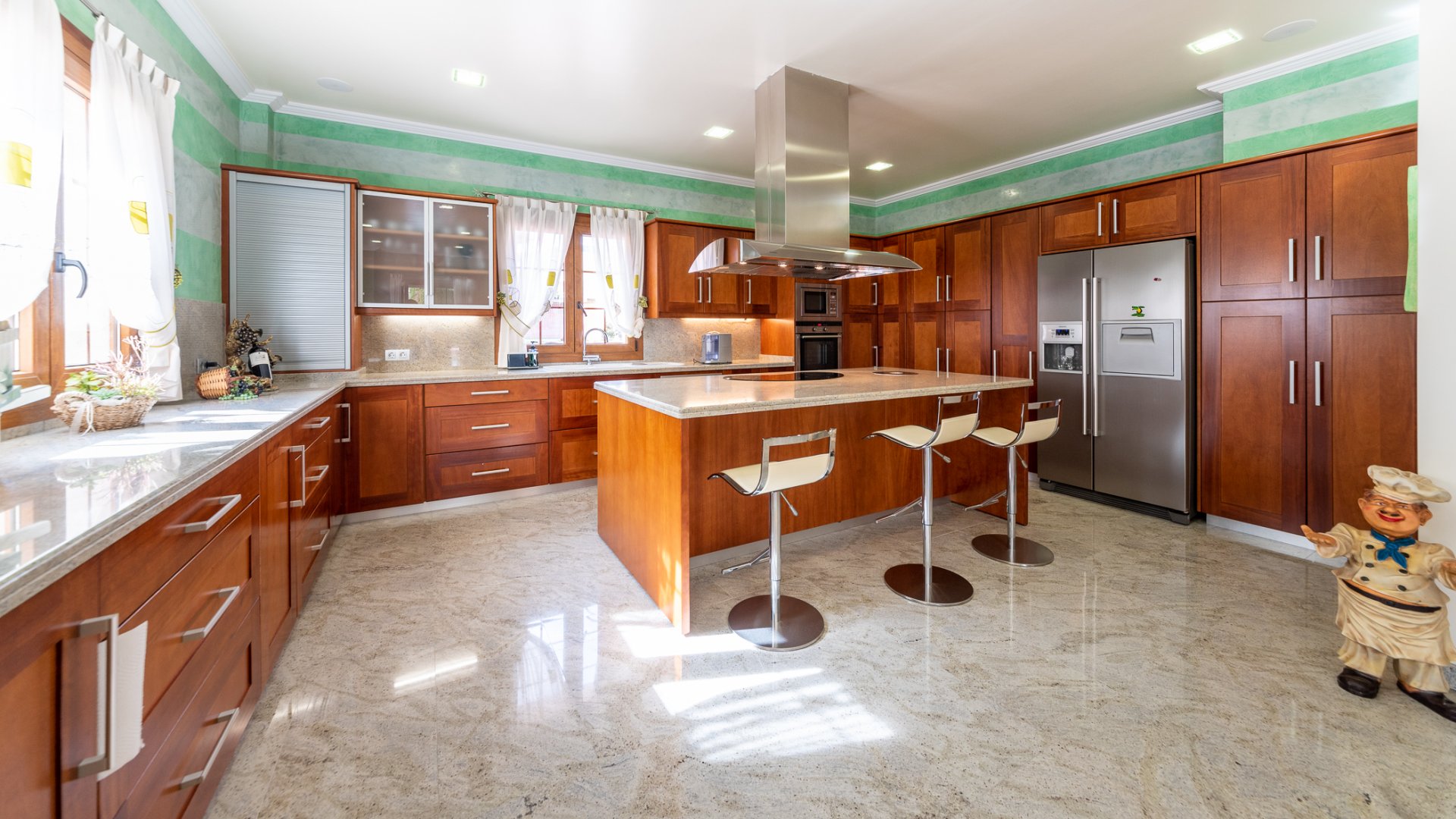 Villa à Can Picafort, Mallorca, Espagne 5 chambres, 720 m2 No. 32631
