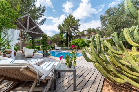 Villa for sale in Sol De Mallorca, Mallorca, Spain 4 bedrooms, 439 sq.m. No. 32613 - photo 22