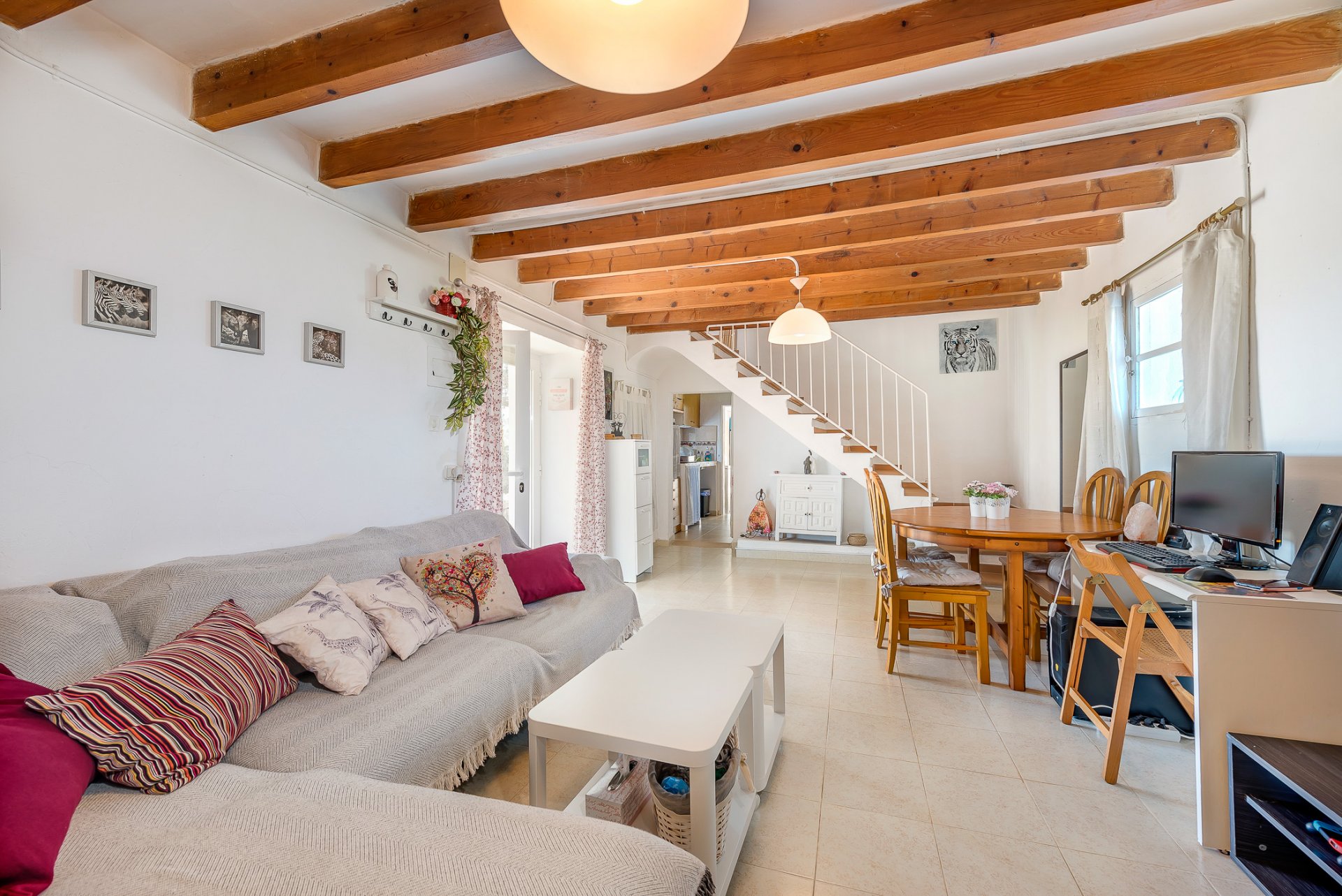 Finca Pollenca, Mallorca, Espanja 4 makuuhuonetta, 251 m2 No. 33453