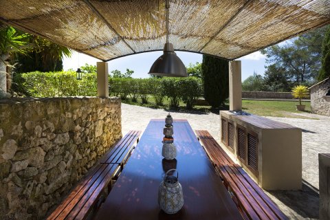 Finca for sale in Petra, Mallorca, Spain 10 bedrooms, 647 sq.m. No. 32437 - photo 12