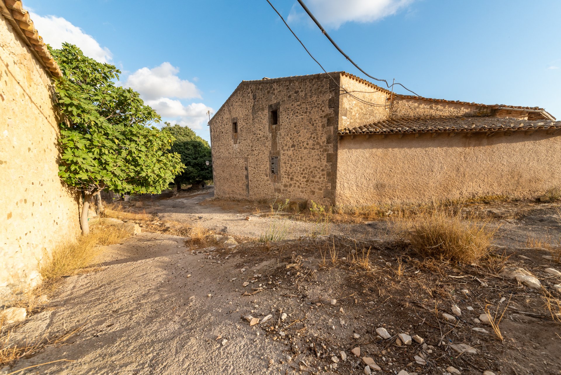 Finca i Montuiri, Mallorca, Spanien 8 sovrum, 1630 kvm. Nr. 32614