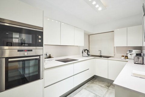 Apartment for sale in Palma de Majorca, Mallorca, Spain 3 bedrooms, 175 sq.m. No. 33097 - photo 5