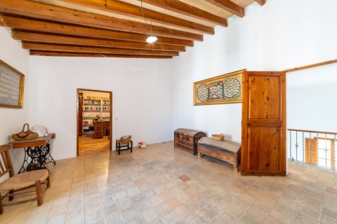 Townhouse for sale in Andratx, Mallorca, Spain 7 bedrooms, 600 sq.m. No. 32829 - photo 19