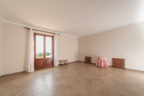 Finca for sale in Portocolom, Mallorca, Spain 6 bedrooms, 602 sq.m. No. 32445 - photo 17