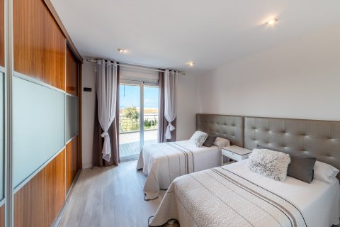 Villa for sale in Sa Torre, Mallorca, Spain 4 bedrooms, 546 sq.m. No. 32640 - photo 14