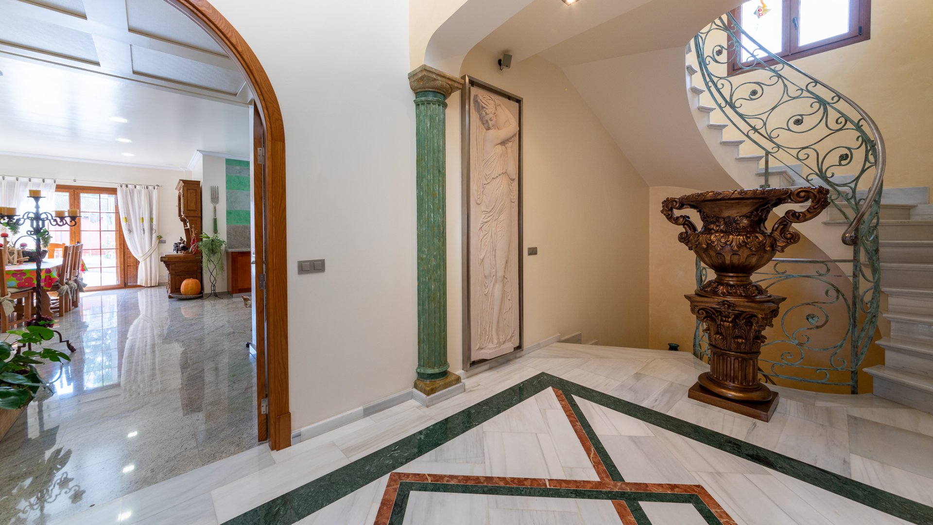 Villa à Can Picafort, Mallorca, Espagne 5 chambres, 720 m2 No. 32631