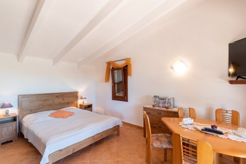 Finca for sale in Santanyi, Mallorca, Spain 6 bedrooms, 596 sq.m. No. 32743 - photo 14
