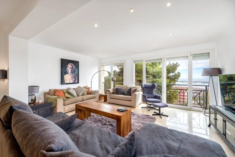 Apartment for sale in Palma de Majorca, Mallorca, Spain 2 bedrooms, 118 sq.m. No. 33569 - photo 1