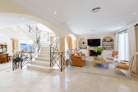 Villa for sale in Torrenova, Mallorca, Spain 4 bedrooms, 487 sq.m. No. 32291 - photo 11