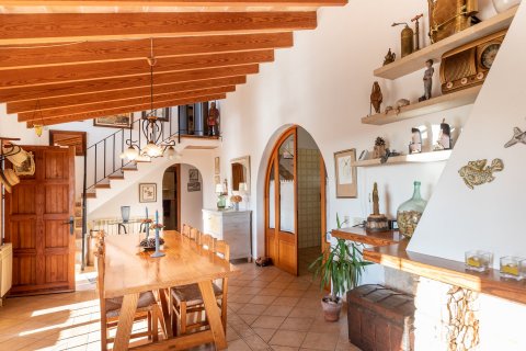 Finca for sale in Cala Murada, Mallorca, Spain 4 bedrooms, 326 sq.m. No. 32924 - photo 7