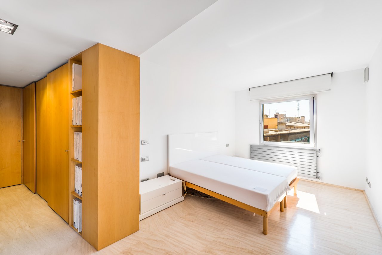 Квартира в Пальма-де-Майорка, Майорка, Испания 3 спальни, 200м2 №33096