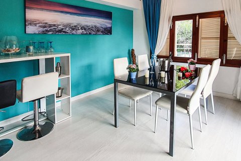 Villa for sale in Port D'alcudia, Mallorca, Spain 5 bedrooms, 270 sq.m. No. 33516 - photo 4