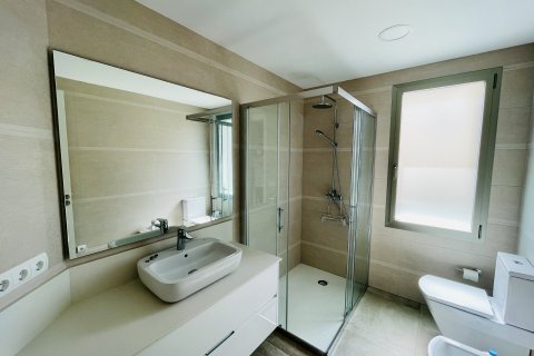 Villa for rent in Can Picafort, Mallorca, Spain 4 bedrooms, 270 sq.m. No. 32875 - photo 8