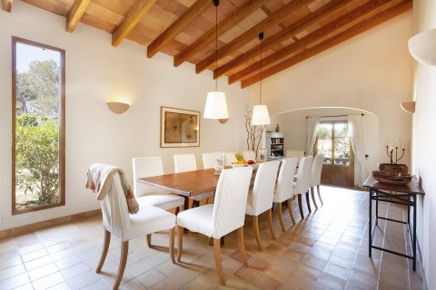 Finca for sale in Petra, Mallorca, Spain 10 bedrooms, 647 sq.m. No. 32437 - photo 5