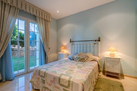 Villa for sale in Sa Torre, Mallorca, Spain 5 bedrooms, 573 sq.m. No. 32198 - photo 15