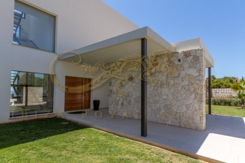 Villa for sale in Puig De Ros, Mallorca, Spain 4 bedrooms, 320 sq.m. No. 36024 - photo 8