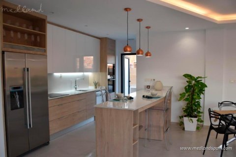 Villa for sale in Benijofar, Alicante, Spain 3 bedrooms, 120 sq.m. No. 34567 - photo 4