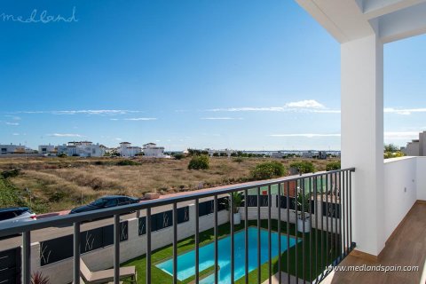 Villa for sale in Ciudad Quesada, Alicante, Spain 3 bedrooms, 170 sq.m. No. 9463 - photo 7