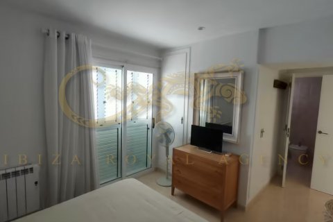 Apartment for sale in San Antonio De Portmany, Ibiza, Spain 1 bedroom, 71 sq.m. No. 36026 - photo 4