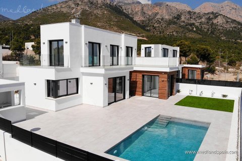 Villa for sale in Polop, Alicante, Spain 3 bedrooms, 114 sq.m. No. 9240 - photo 1