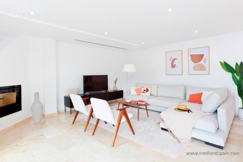 Villa for sale in Altea, Alicante, Spain 5 bedrooms, 238 sq.m. No. 9283 - photo 7