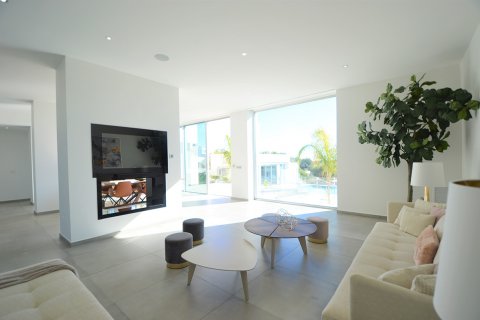 Villa for sale in Orihuela, Alicante, Spain 4 bedrooms, 442 sq.m. No. 35321 - photo 7