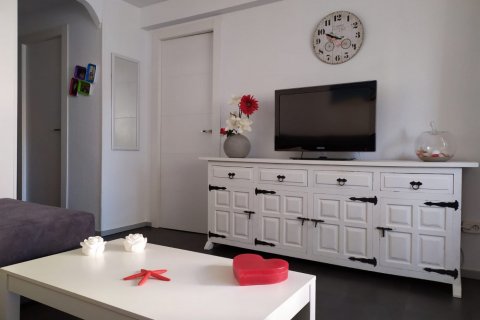 Apartment for sale in Benidorm, Alicante, Spain 2 bedrooms, 78 sq.m. No. 34922 - photo 1