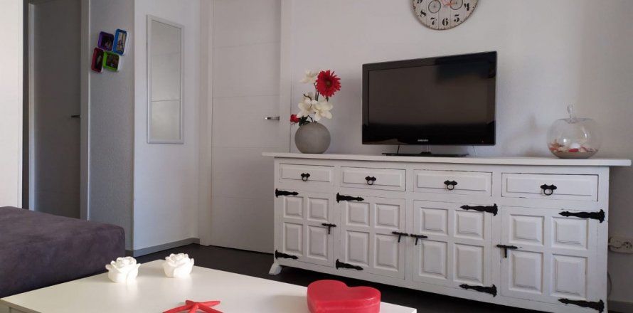 Apartment in Benidorm, Alicante, Spain 2 bedrooms, 78 sq.m. No. 34922