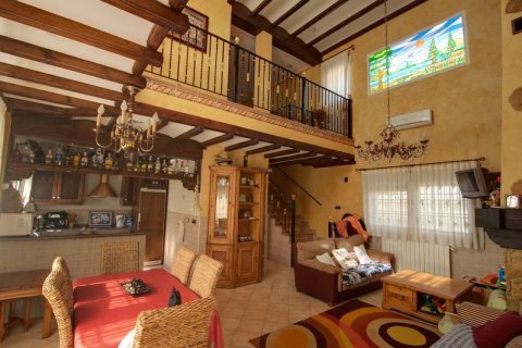 Villa for sale in La Murada, Alicante, Spain 6 bedrooms, 1500 sq.m. No. 34447 - photo 6